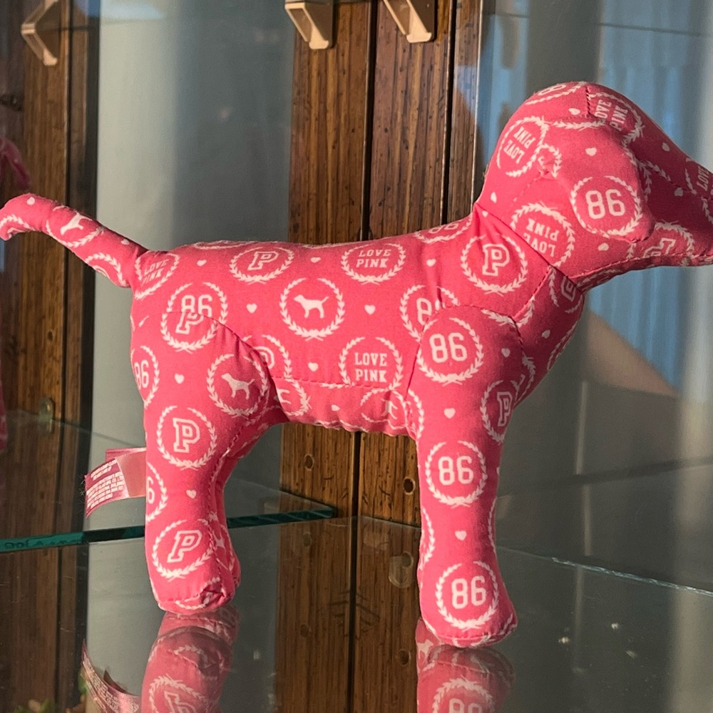 Victoria’s Secret plush dog, October 2007